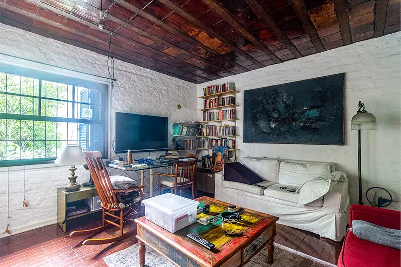 Casa com 4 quartos à venda em Alto de Pinheiros – SP