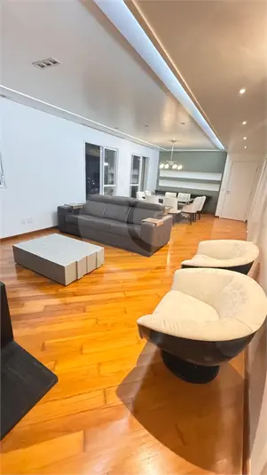 Apartamento com 3 quartos para alugar em Ipiranga – SP