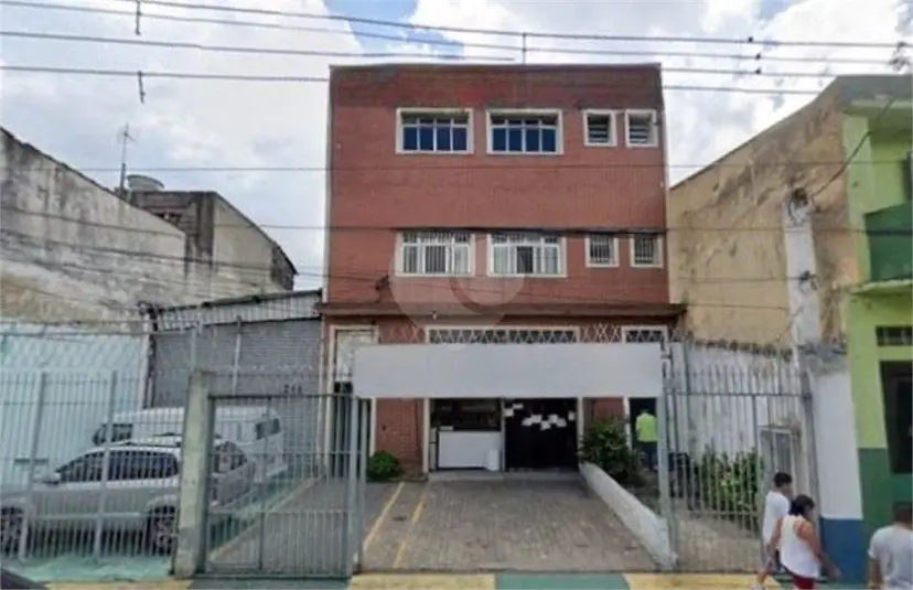 Prédio inteiro à venda em Brás – SP