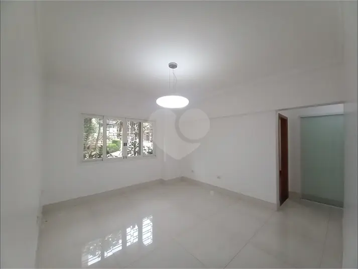 Apartamento com 2 quartos para alugar em Liberdade – SP