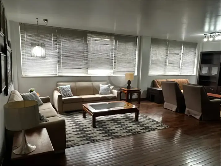 Apartamento com 3 quartos à venda ou para alugar em Jardim Paulista – SP