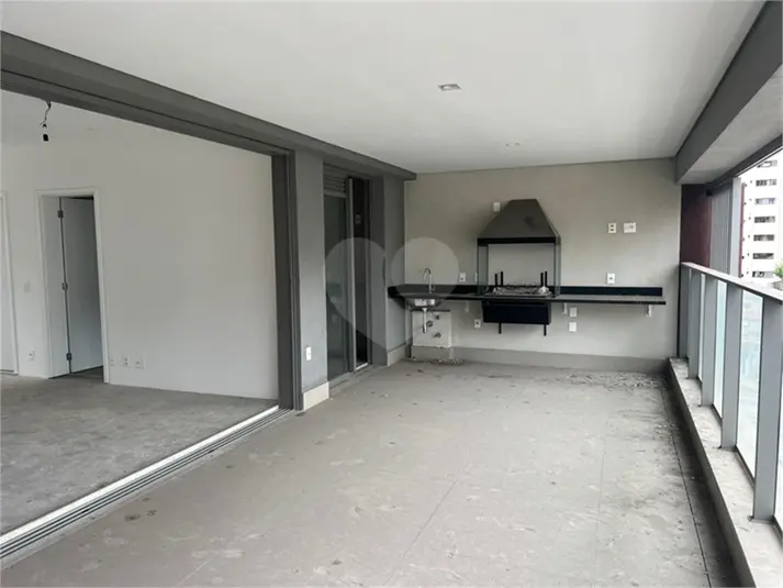 Apartamento com 3 quartos à venda em Vila Nova Conceição – SP