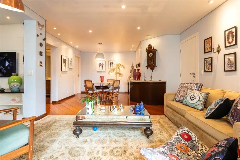 Apartamento com 4 quartos à venda em Moema – SP