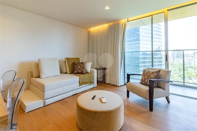 Apartamento com 1 quarto à venda ou para alugar em Vila Olímpia – SP