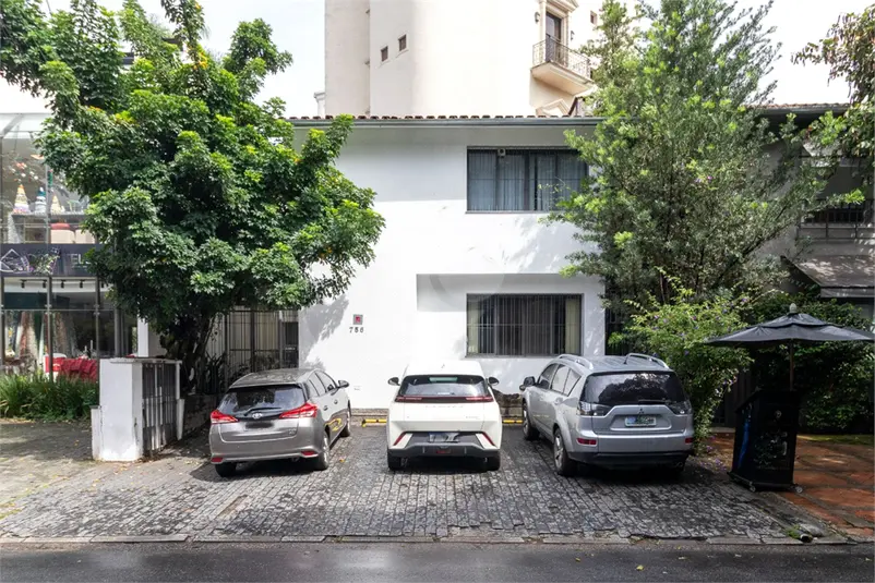 Casa à venda em Jardim Paulista – SP