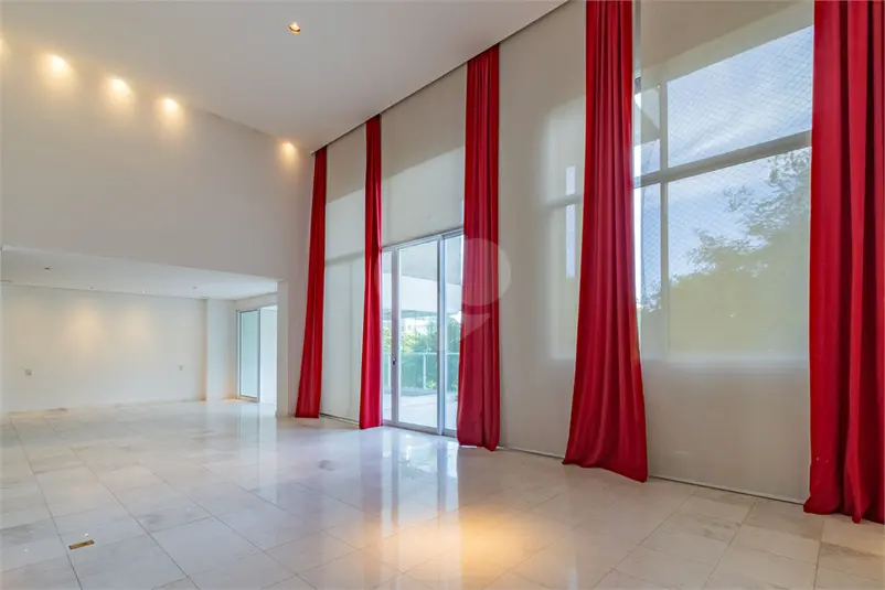 Apartamento com 3 quartos à venda em Alto de Pinheiros – SP