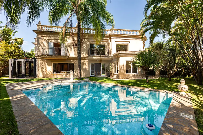 Casa com 4 quartos à venda em Alto de Pinheiros – SP