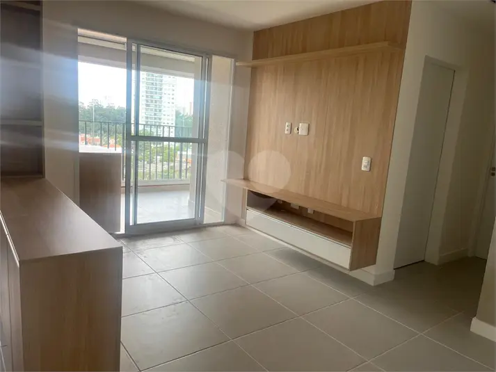 Apartamento com 2 quartos para alugar em Santo Amaro – SP