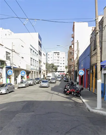 Galpão à venda em Brás – SP