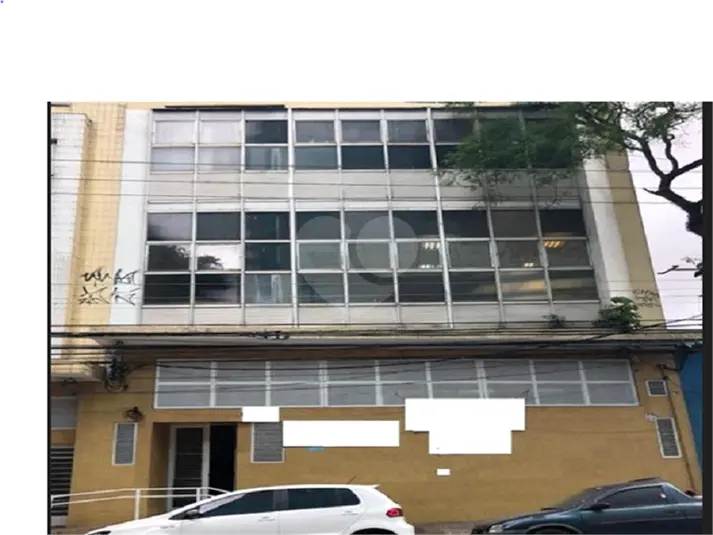 Prédio inteiro à venda em Aclimação – SP