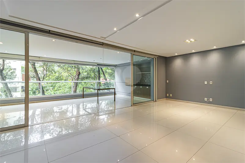 Apartamento com 3 quartos à venda em Campo Belo – SP