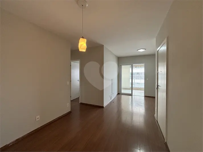 Apartamento com 3 quartos para alugar em Barra Funda – SP