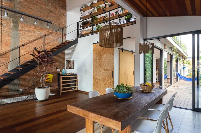 Casa térrea com 3 quartos à venda em Lapa – SP