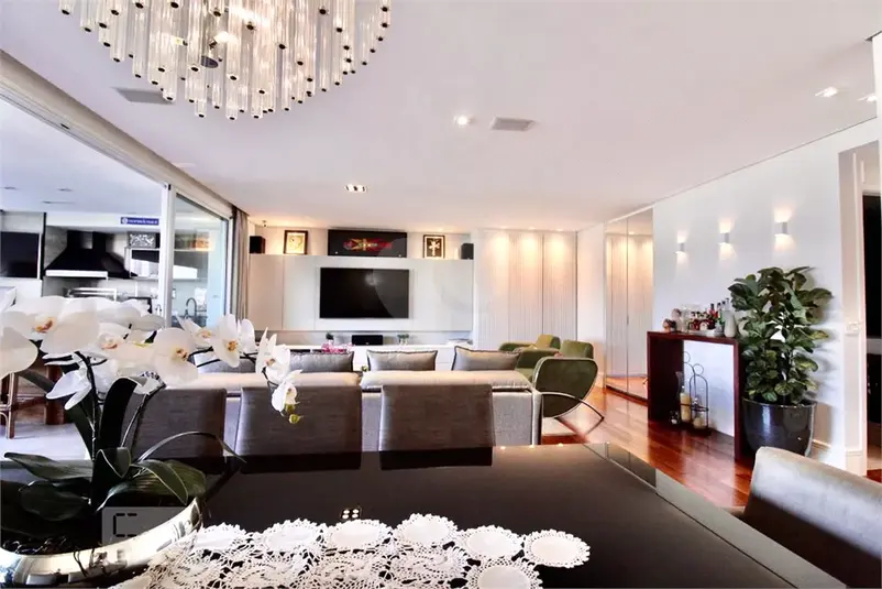 Apartamento com 3 quartos à venda em Campo Belo – SP