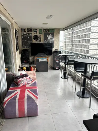 Apartamento com 3 quartos à venda em Vila Olímpia – SP