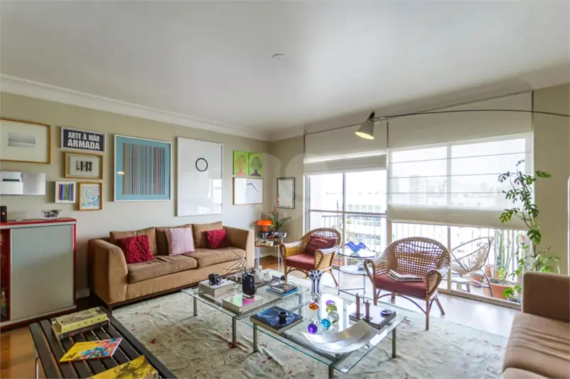 Apartamento com 4 quartos à venda em Moema – SP