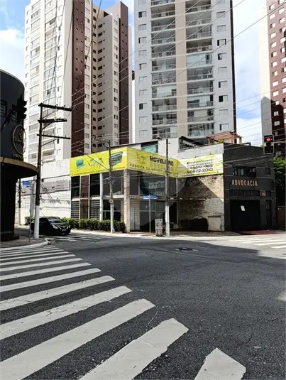 Prédio inteiro à venda em Santana – SP