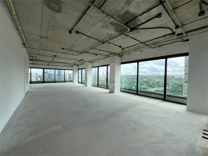Apartamento com 4 quartos à venda em Itaim Bibi – SP