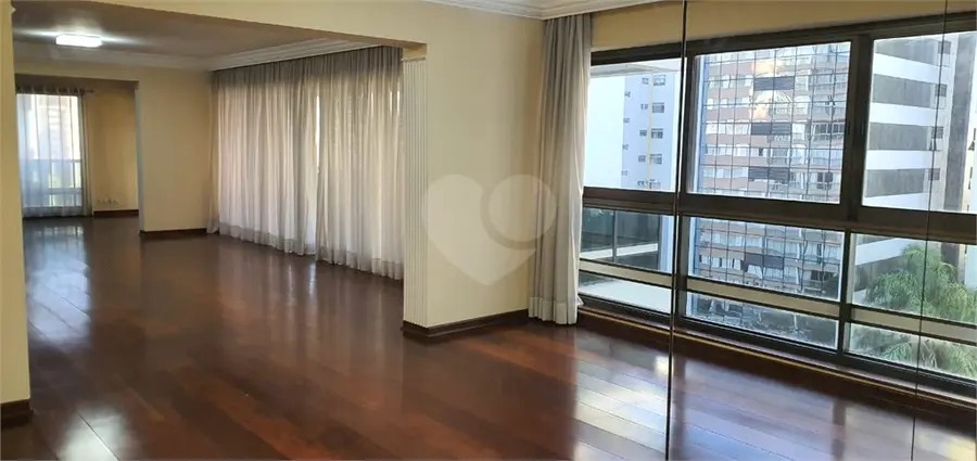 Apartamento com 4 quartos à venda em Santana – SP