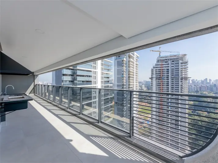 Apartamento com 3 quartos à venda em Morumbi – SP
