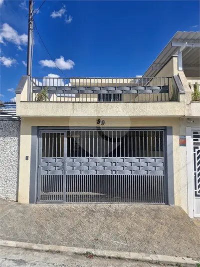 Sobrado com 3 quartos para alugar em Parque São Domingos – SP