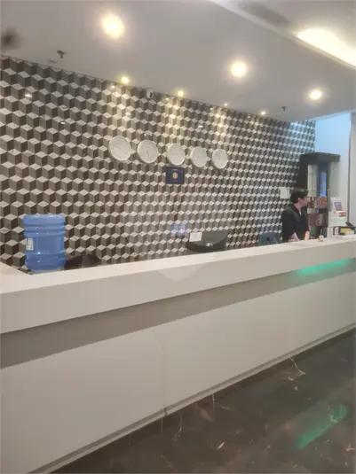 Prédio inteiro à venda em Liberdade – SP