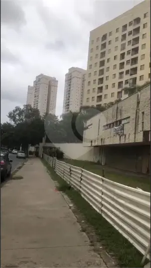 Prédio inteiro à venda ou para alugar em Imirim – SP