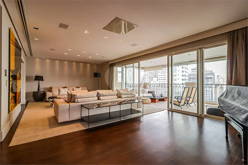 Apartamento com 3 quartos à venda em Itaim Bibi – SP
