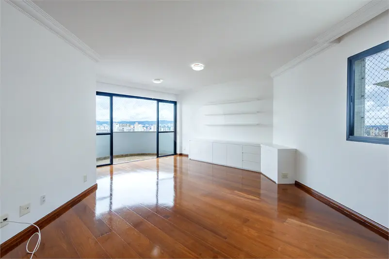 Apartamento com 3 quartos à venda em Higienópolis – SP