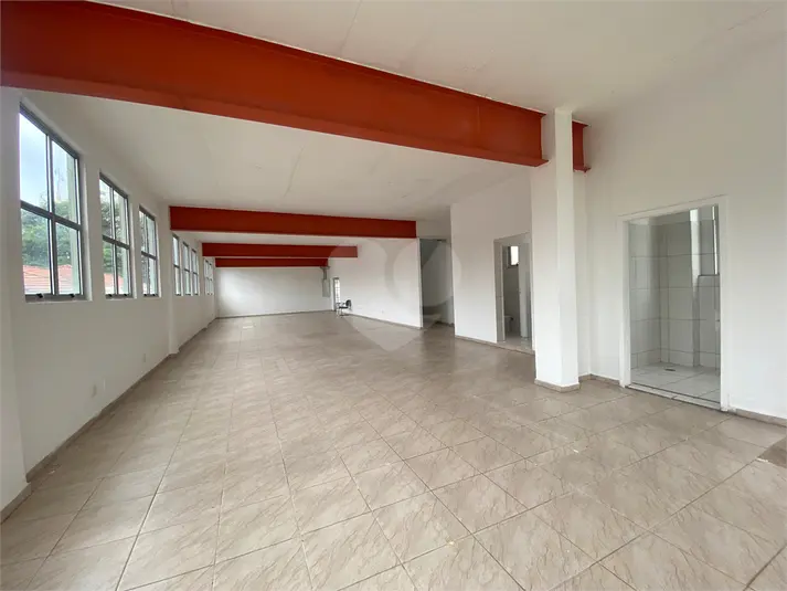 Prédio inteiro para alugar em Alto da Lapa – SP