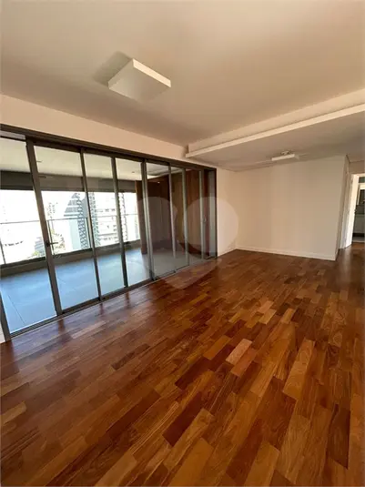 Apartamento com 3 quartos à venda em Vila Olímpia – SP