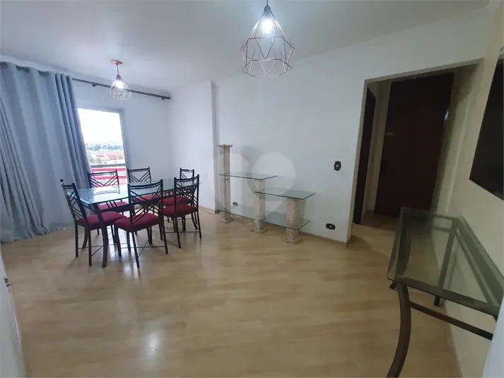 Apartamento com 3 quartos para alugar em Penha – SP