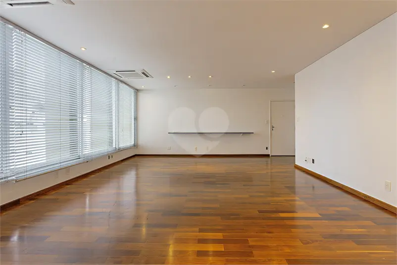 Apartamento com 3 quartos à venda em Jardim Paulista – SP
