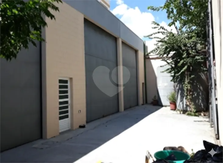 Salão Comercial à venda em Cambuci – SP