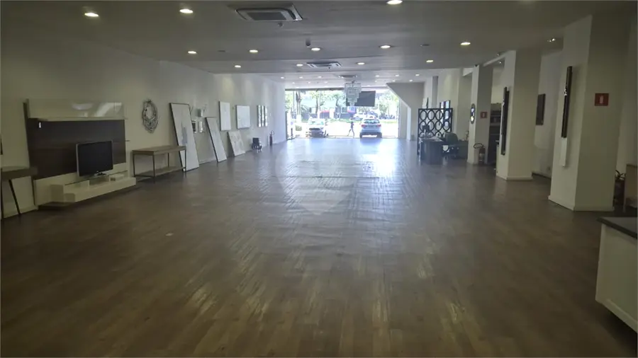 Salão Comercial à venda ou para alugar em Carandiru – SP