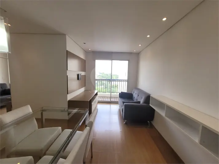 Apartamento com 2 quartos para alugar em Vila Anastácio – SP