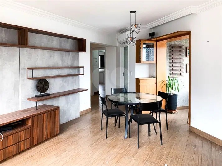 Apartamento com 2 quartos para alugar em Vila Olímpia – SP