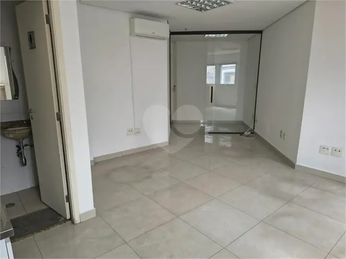 Salas à venda ou para alugar em Barra Funda – SP