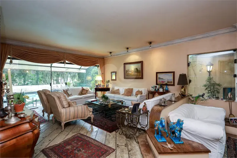 Casa com 5 quartos à venda em Jardim Guedala – SP