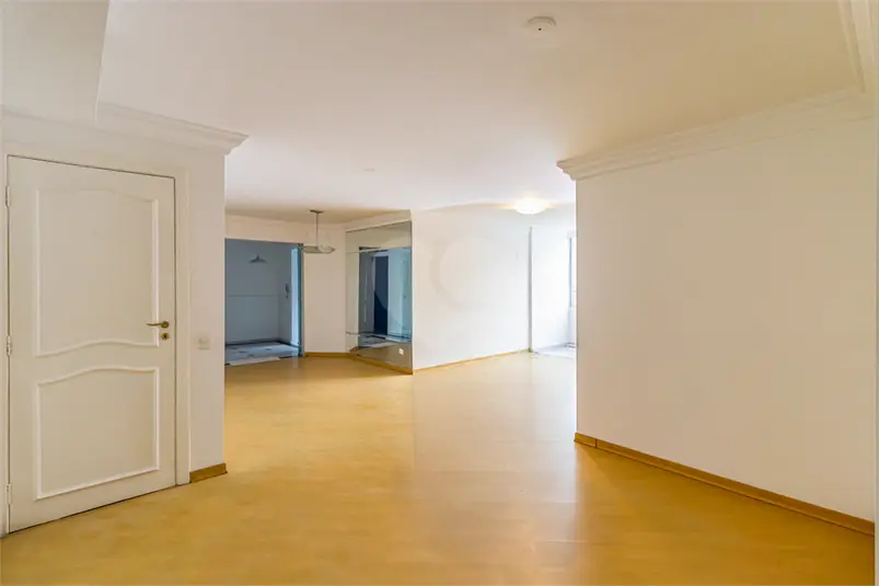 Apartamento com 3 quartos à venda ou para alugar em Jardim Paulista – SP