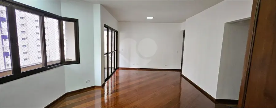 Apartamento com 3 quartos para alugar em Pinheiros – SP