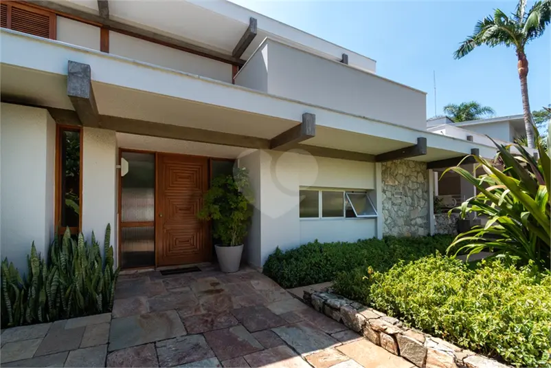 Casa com 3 quartos à venda em Pacaembú – SP