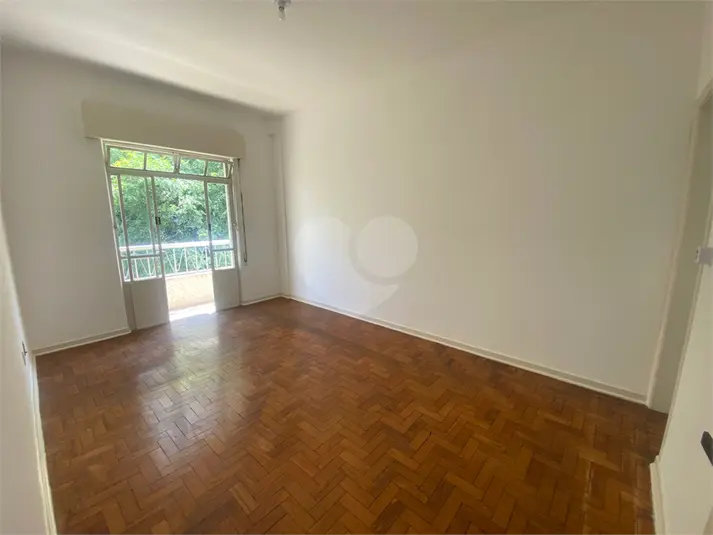 Apartamento com 3 quartos para alugar em Jardim América – SP