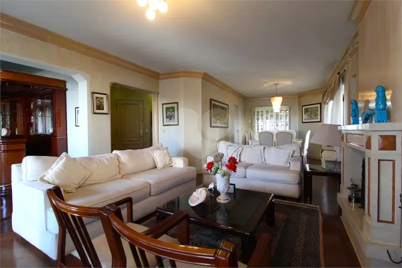 Apartamento com 3 quartos à venda em Moema – SP