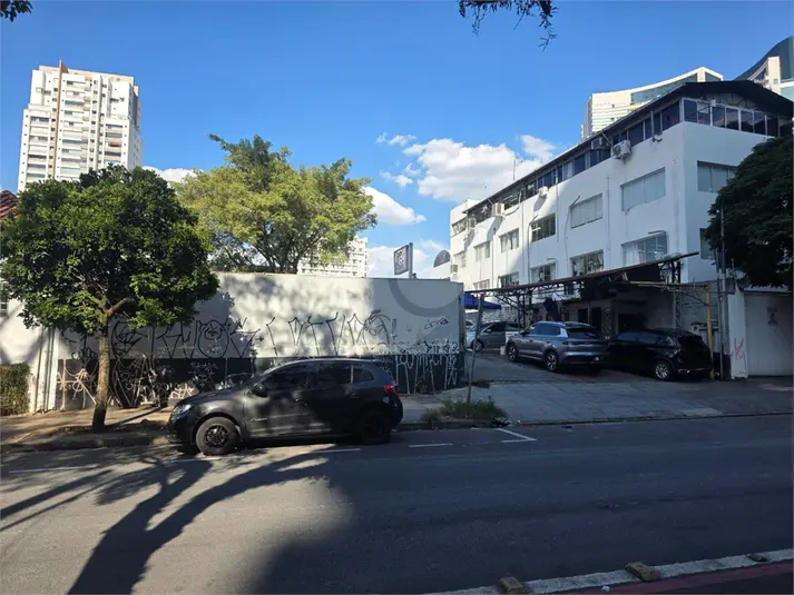 Terreno à venda em Pinheiros – SP