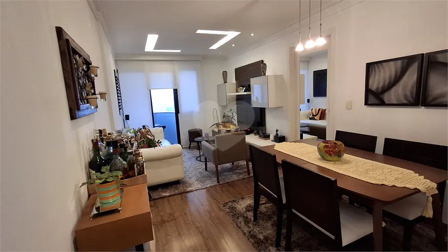 Apartamento com 3 quartos para alugar em Campo Belo – SP