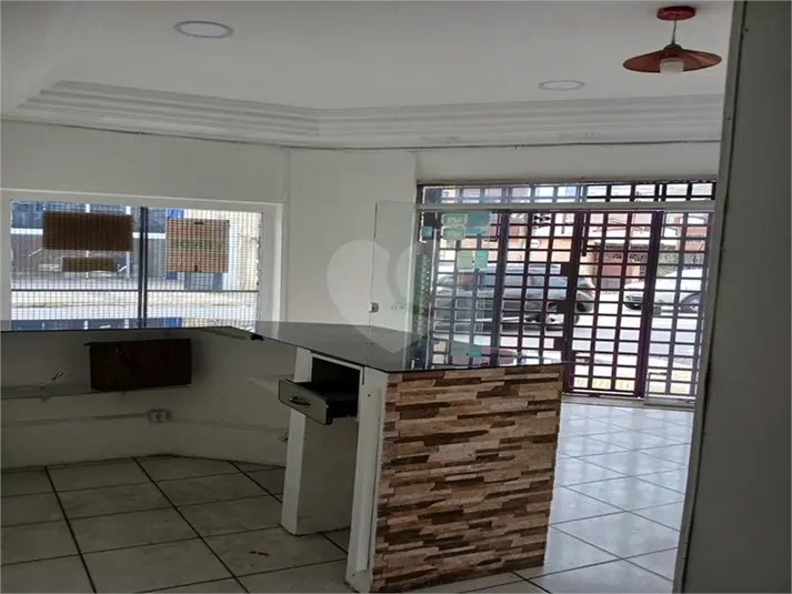 Salão Comercial à venda em Santana – SP