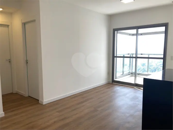 Apartamento com 2 quartos para alugar em Brooklin – SP