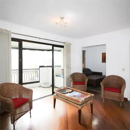 Apartamento com 3 quartos à venda em Moema – SP