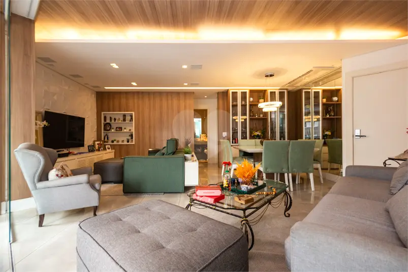Apartamento com 3 quartos à venda em Moema – SP